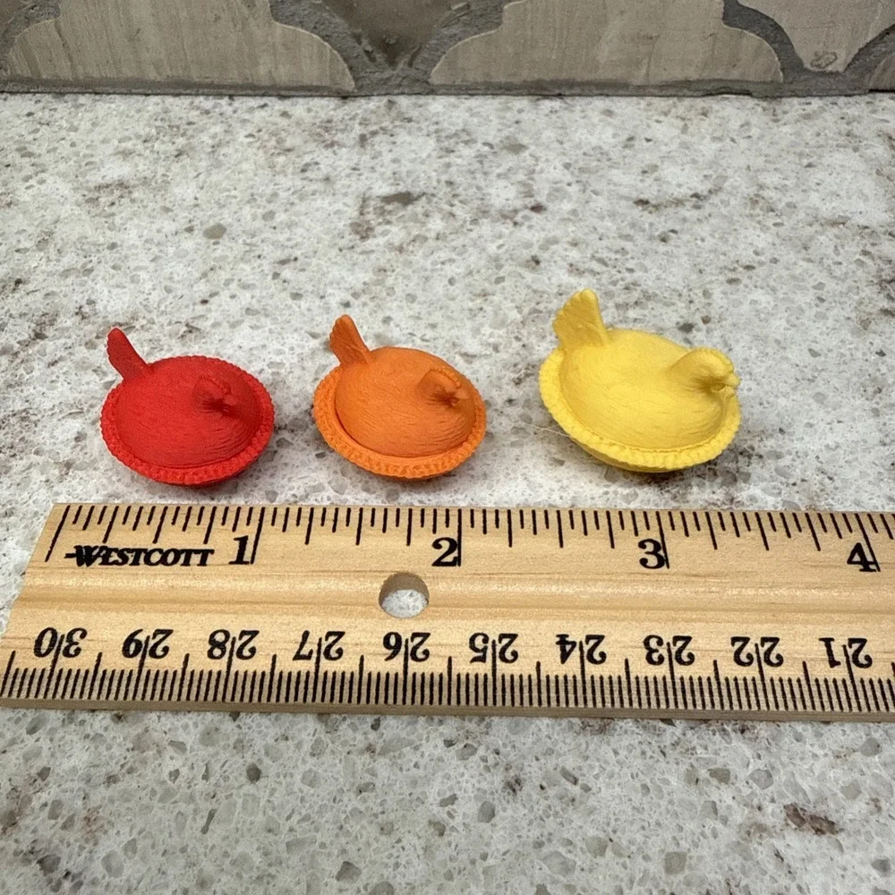 Hen On Nest Miniature‎ 3D Printed Lot Of 3 Red Yellow Orange Trinket Shelf 1